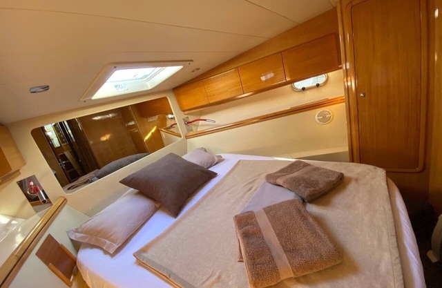 Luxury yacht Raffaelli Mistral Hard Top 50 "Bonita" in the center of Trieste