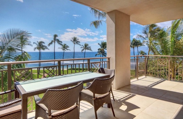 Maui Resort Rentals: Hyatt Residence Club - 3BR frente al mar piso inferior VIlla