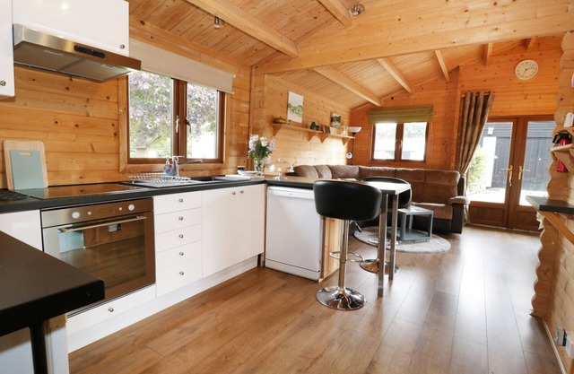 MAYFIELDS LODGE, ideal para familias, con un jardín en Wem, Ref 965142