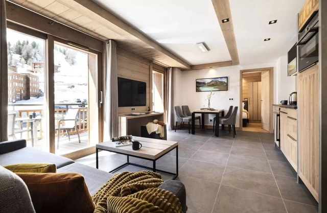 MGM Hotels & Residences - Manaka Residence ***** - 2 Room Apartment 4 People