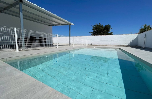 Casa Miamar II, con piscina privada.