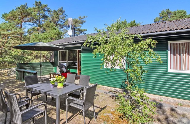 "Michel" - 300m from the sea by Interhome