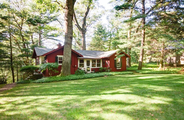 CASA DE MID-OAKS con vistas al lago MI y acceso