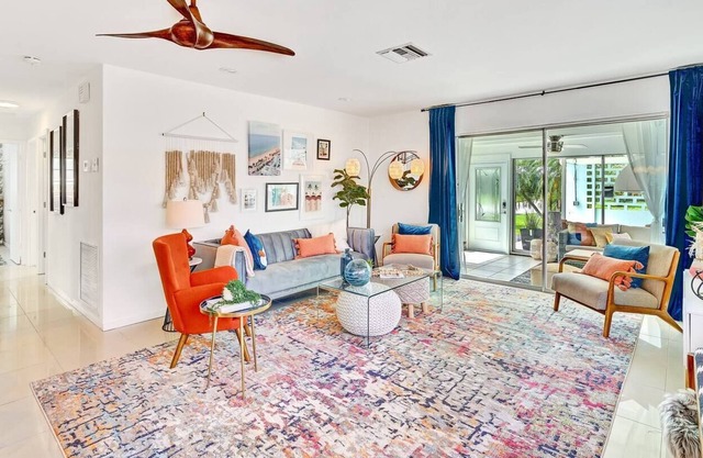 MidMod -BoHo Glam! Managed by BNR Vacation Rentals
