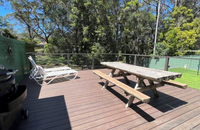 Milly's Place in Berrara - Linen provided!