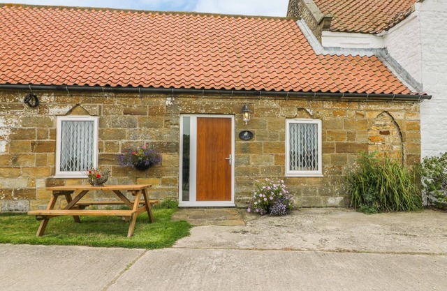 Milton Cottage, HAWSKER