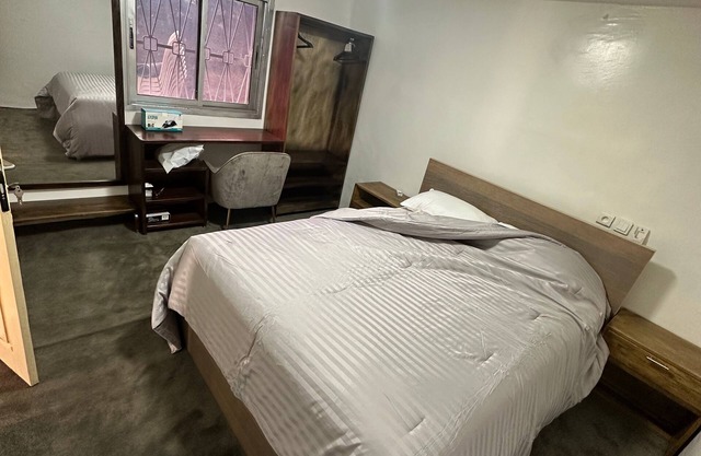 Mini-appartement Moderne Avec Jardin Privé au Coeur de Yaoundé
