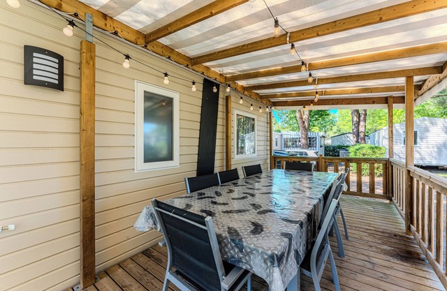 Mobil-home Gastes Landes con Piscina, Terraza Privada y Aire Acondicionado – Ideal Familia