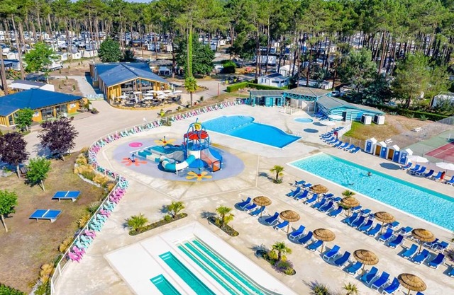 Mobil Home 'Du Soleil - Contis' con piscina compartida, terraza y Fun Pass incluido