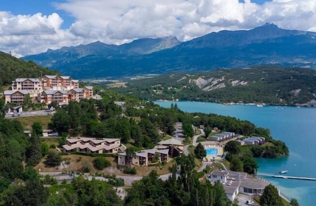 Casas móviles para 6 personas con vista al lago en Residence L'Ecrin du Lac