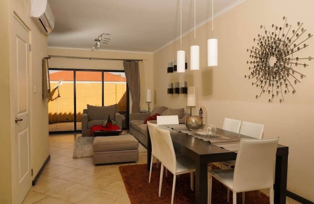 ESPECTACULAR CASA EN LA COSTA DE ORO