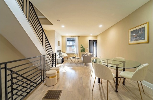 Modern 3 BR & 2.5 Bath in So Philly near stadiums, must be 25yr,