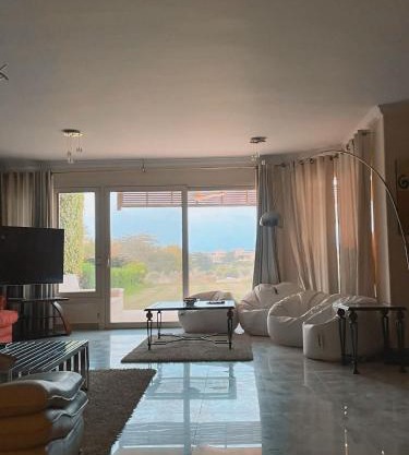 Modern 4BR Villa Ein Bay with Garden