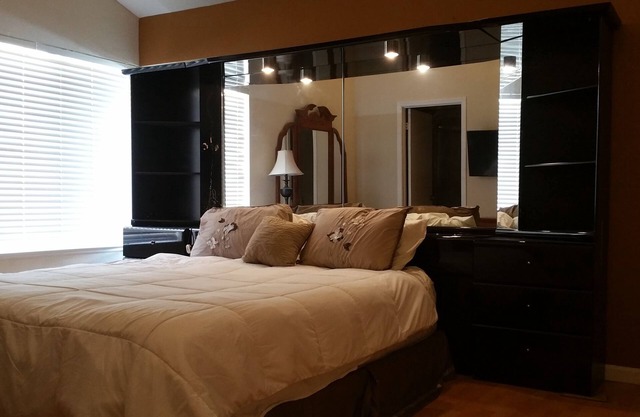 MODERN 5 CAMA 3 BAÑO COMPLETO PROMO 300 / NOCHE