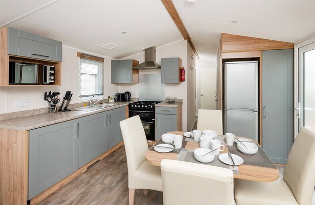 3 bedroom accommodation in Stratford-upon-Avon