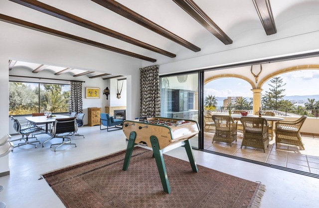 Villa moderna y graciosa con piscina privada en Jávea, Costa Blanca, España para 8 personas