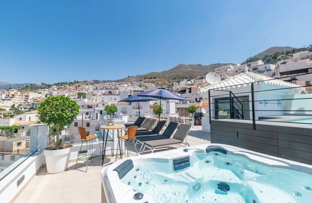 Apartamento Moderno en Cómpeta I con Vista a la Montaña, Wi-Fi y Terraza