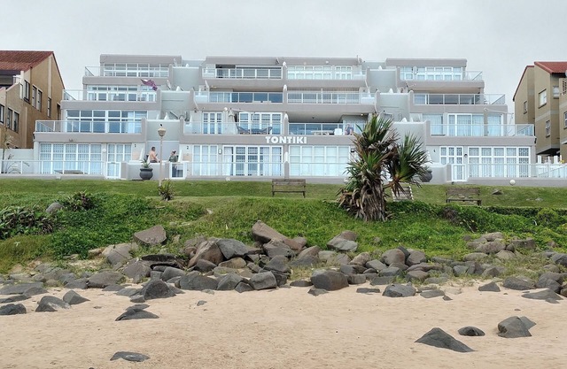 Complejo moderno en el paseo de Ballito