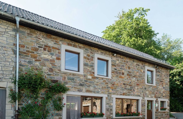 Casa moderna con jardín privado cerca de Forest en Waimes