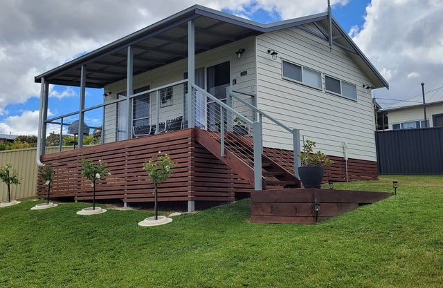 Modern Country 1 Bedroom Cottage
