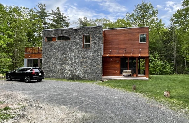 Modern 'Dwell' Home - Privado Haven-H. ESO. S & HUNTER montaña