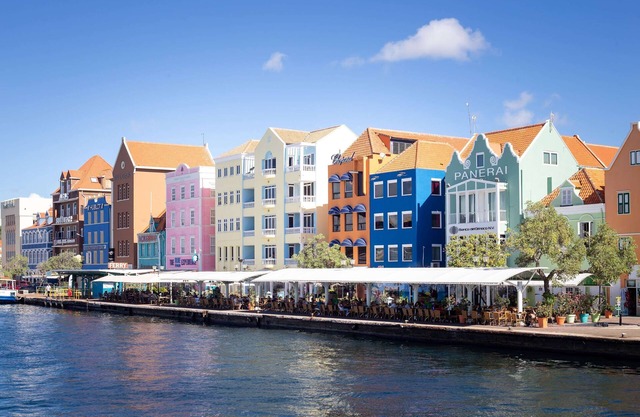 Modern Elegant Broadway Vibes in Willemstad