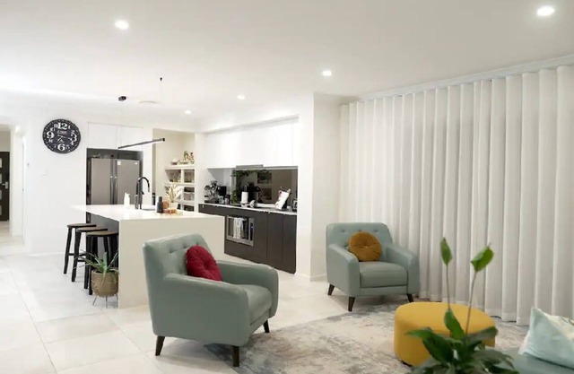 Modern family house close to the Airport & City Entire home in Hemmant Australia