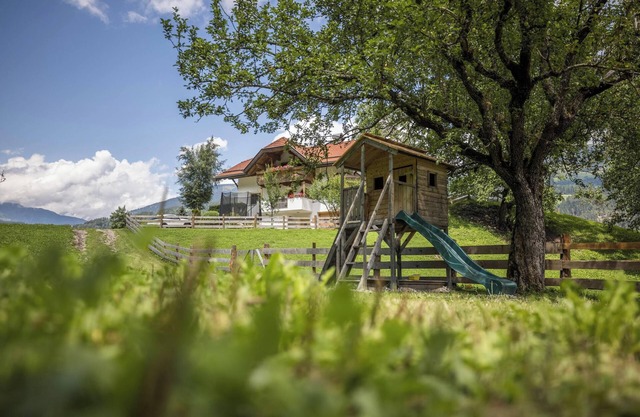 Moderno apartamento vacacional "Oberplunerhof - Kronplatz" con Wi-Fi y balcón