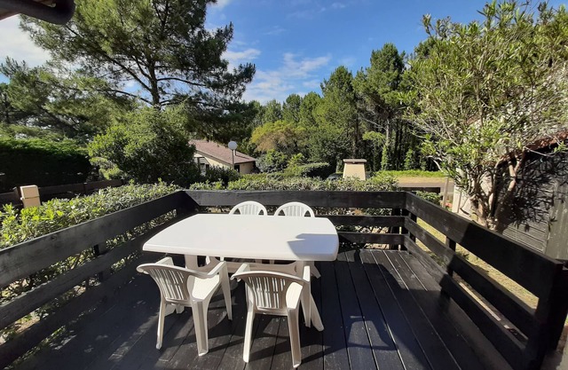 Casa moderna entre el bosque y el océano con jardín y cerca de la playa en Seignosse