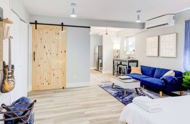Modern Luxe Loft with King Bed, Free Parking & Wi-Fi