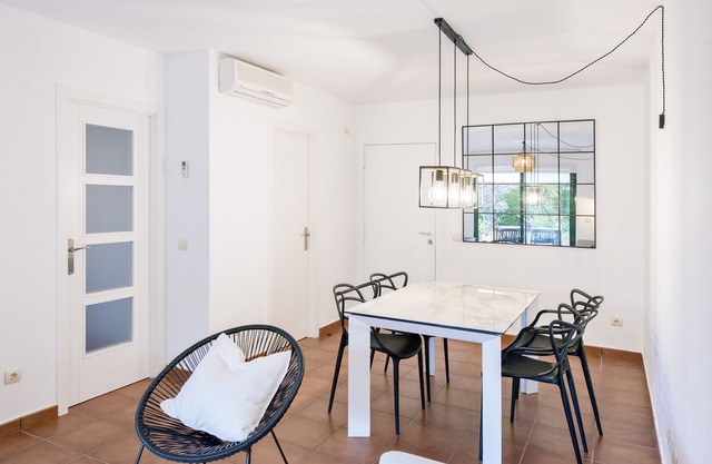Moderno Oasis junto al mar. Lujosa urb con piscina