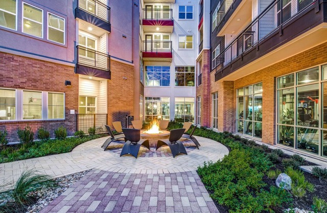 Modern Riverside 2BR w/ Pool, Gym & W/D, nr airport, by Blueground