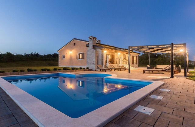Villa Elida / Charming Villa Elida in central Istria
