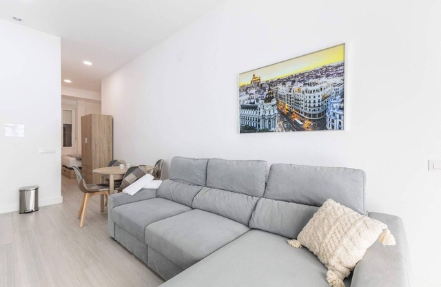 Apartamento Moncloa con parking opcional