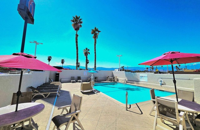 Motel 6 Palm Desert, CA - Palm Springs Area