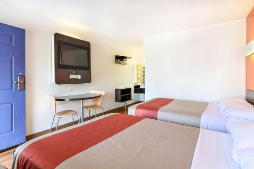 Motel 6-Sunnyvale, CA - South