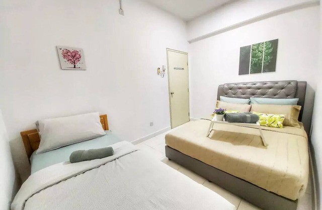 Mountain view Apt perfect for big group @SetiaWalk