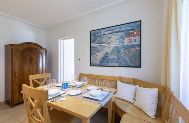 Apartamentos Mozart, ELVIRA