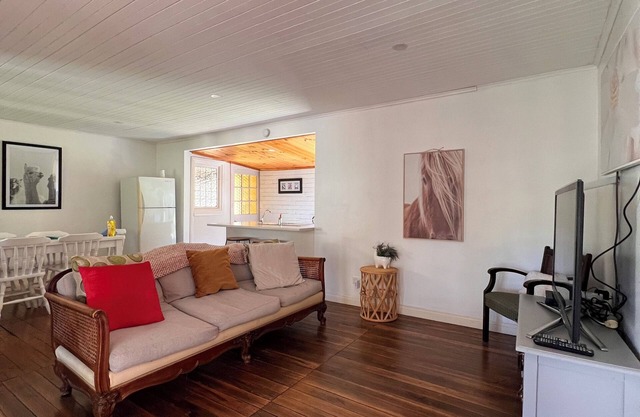 Cozy Farm Stay Cottage