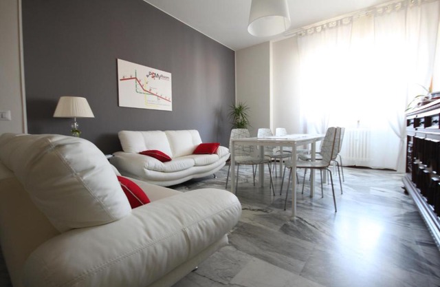 MyRoom In Town