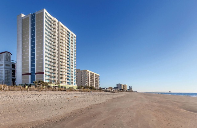 Myrtle Beach, SC: ¡Una habitación con vista al mar con piscina, río lento, playa y más!