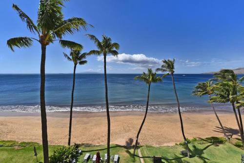 Nani Kai Hale 605 · NKH 605 Remodeled BeachFront w Pool AC Sandy