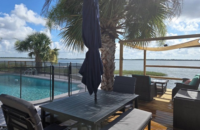 Nature Lover's Lake/Pool Home w/ Sunrise Views! Sleeps 10 - 7 Beds