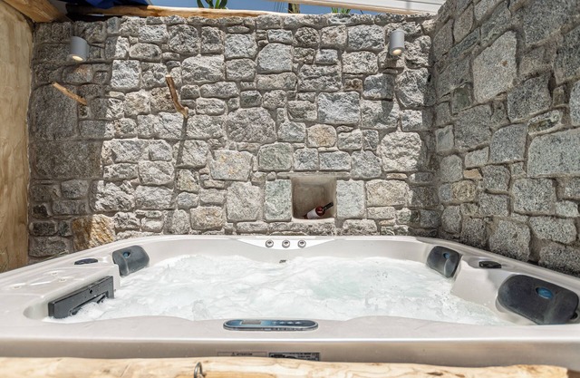 Naxian Serenity Suites