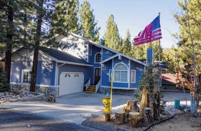 Near Lake with Hot tubs, Game Room & 06Cars Park Space