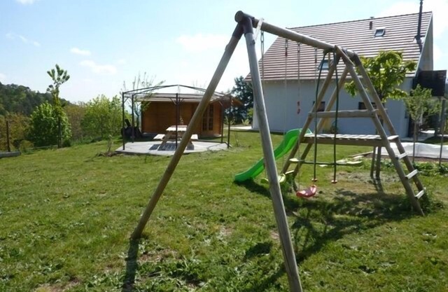 CERCA DE RIBEAUVILLE: APARTAMENTO DUPLEX, VISTA PANORÁMICA EN THANNENKIRCH