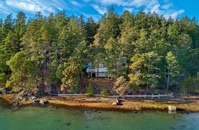 ¡¡COTIZADA RECIENTEMENTE!! CERCA DE ROCHE HARBOUR EN WESTCOTT BAY !!