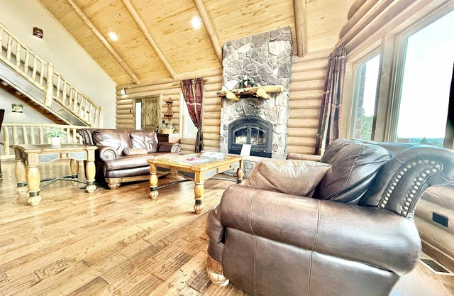 Close to Zion Panaramic views Pet Friendly!