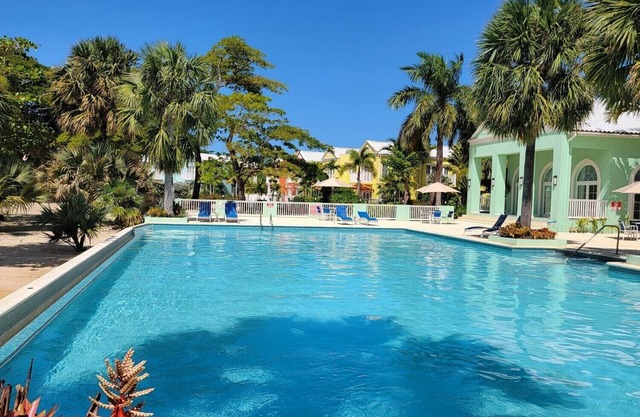 Especiales en Beautiful Villa con playa privada en Negril Jamaica con snorkel