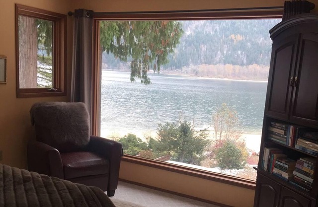 Nelson - Kootenay Lake Beachfront y 4 Season escapan